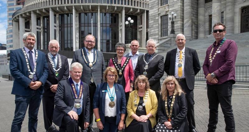 Mayors representing Communities 4 Local Democracy at Parliament during a visit to voice concerns about Three Waters back in late 2021